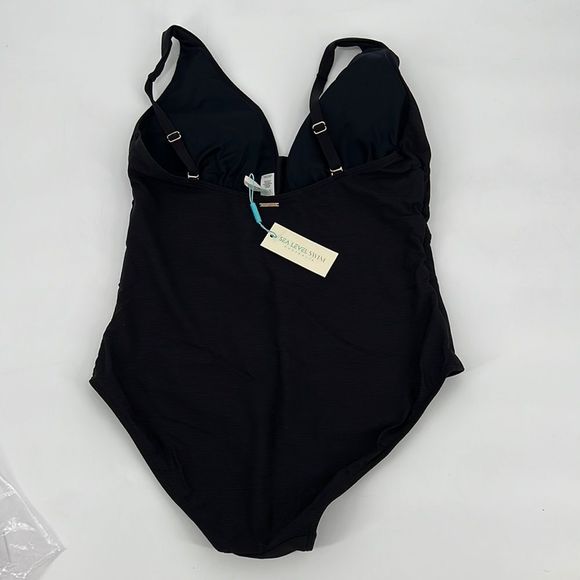 Sea Level Multi-fit Spliced Black One Piece Size 12 MSRP $120 NWT - Picture 6 of 9